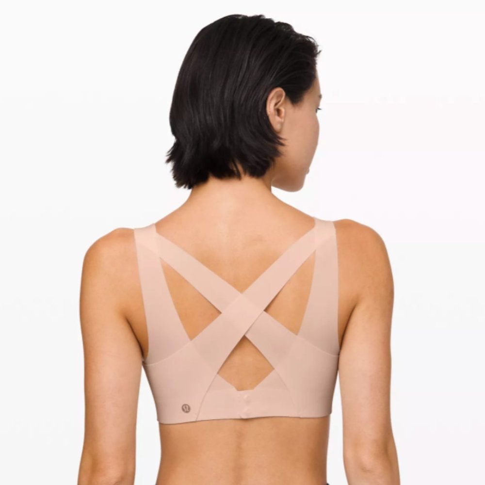 NWT Lululemon Enlite Bra